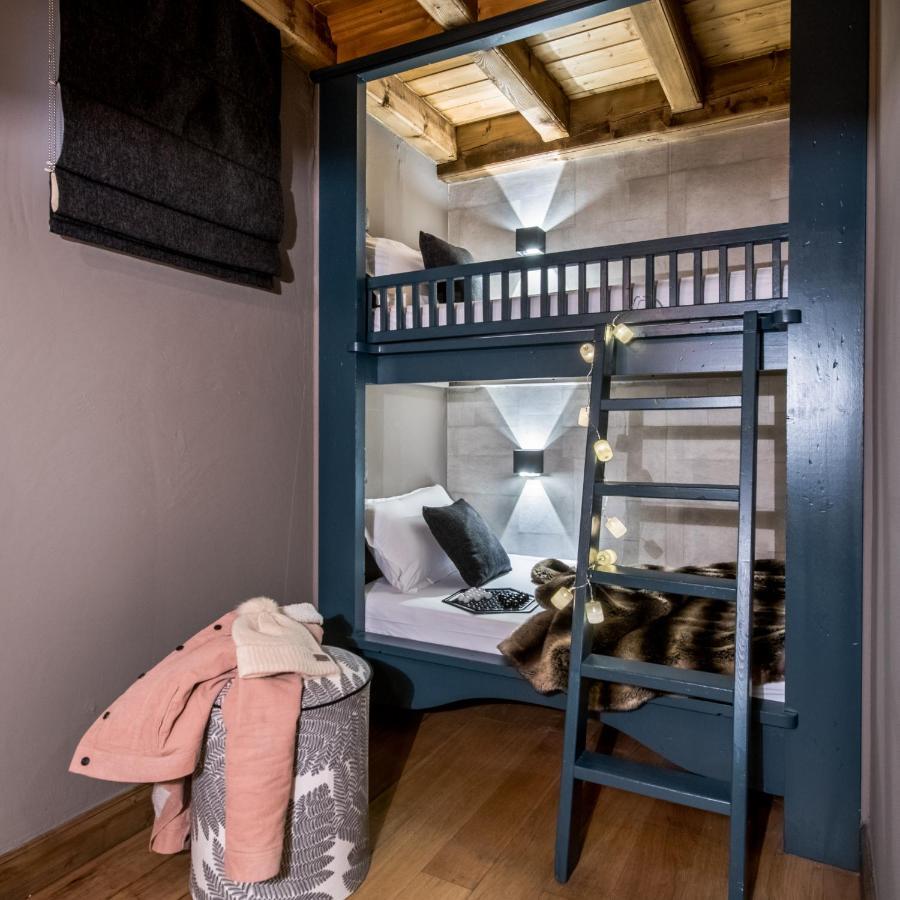 Village Montana Hotel 4*